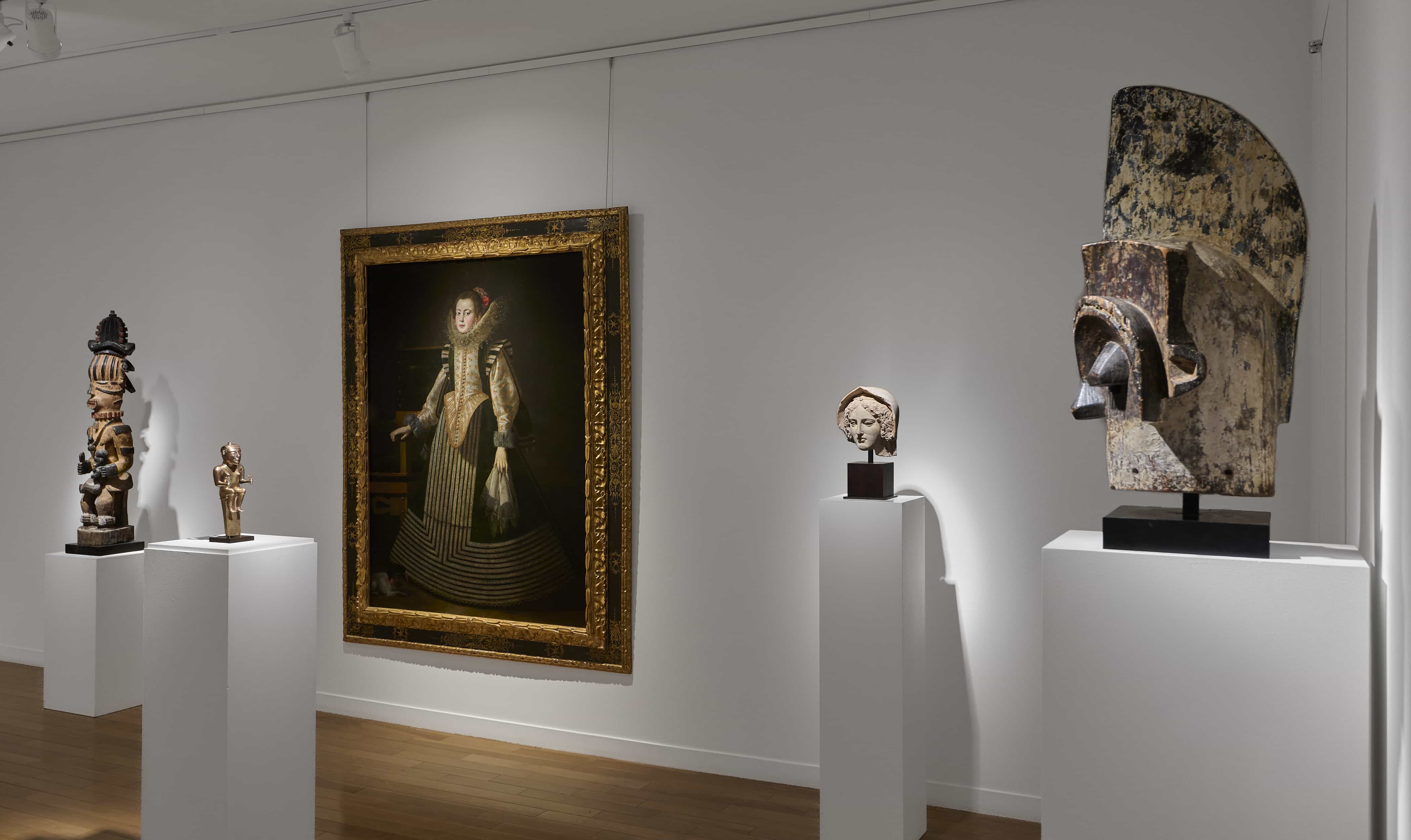 Power Figures: A Joint Exhibition with Carlo Bella