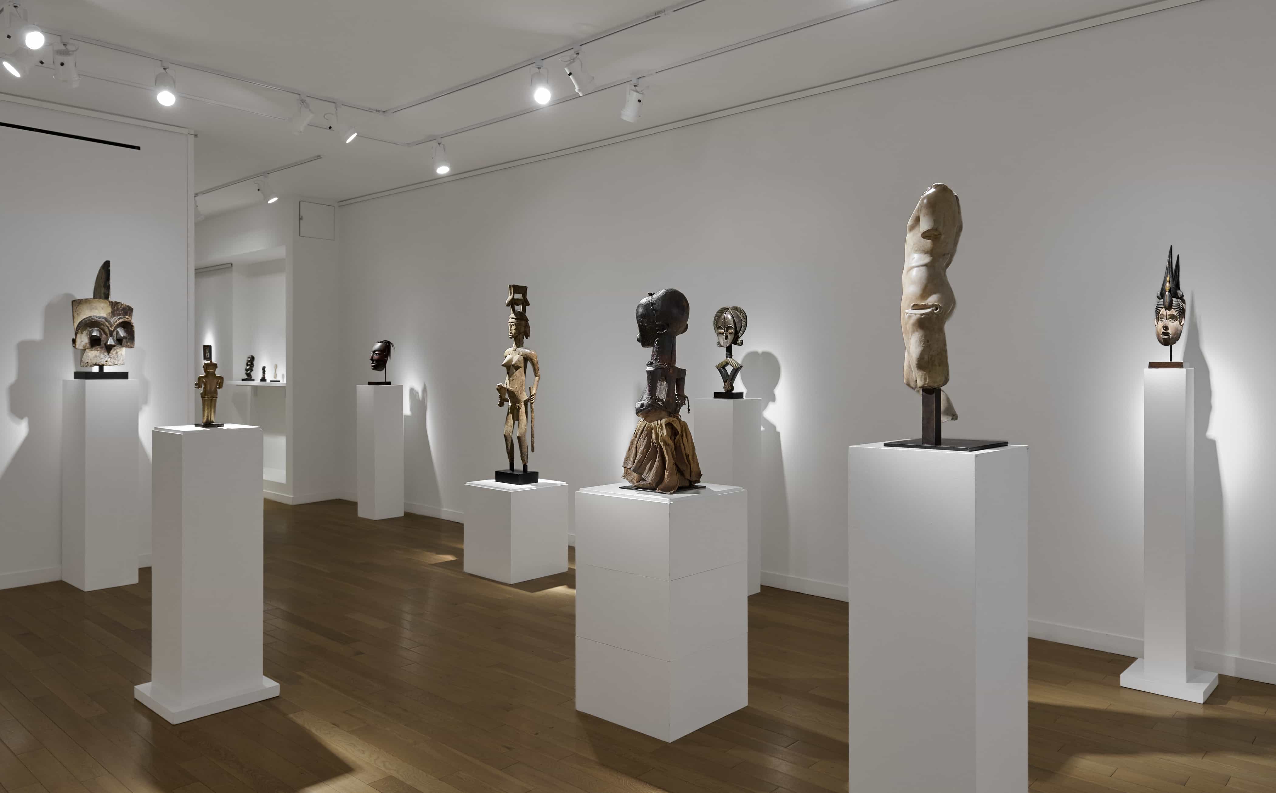 Power Figures: A Joint Exhibition with Carlo Bella